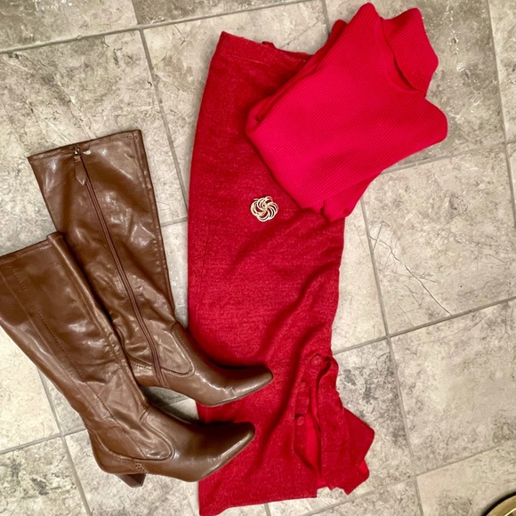 Vintage Column Skirt Buttons Down Back Slit - Picture 9 of 17